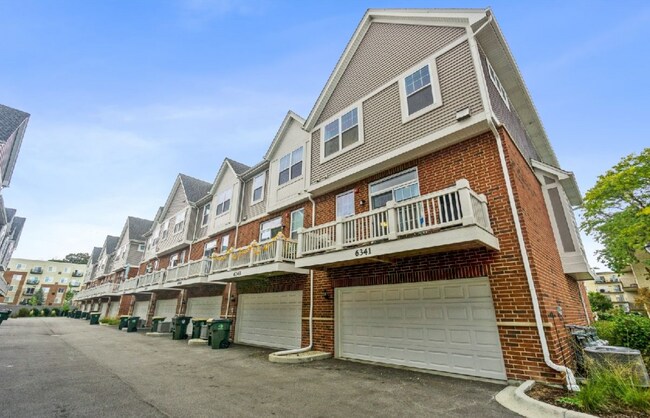 6341 Capulina Ave. Trasera - 6341 Capulina Ave