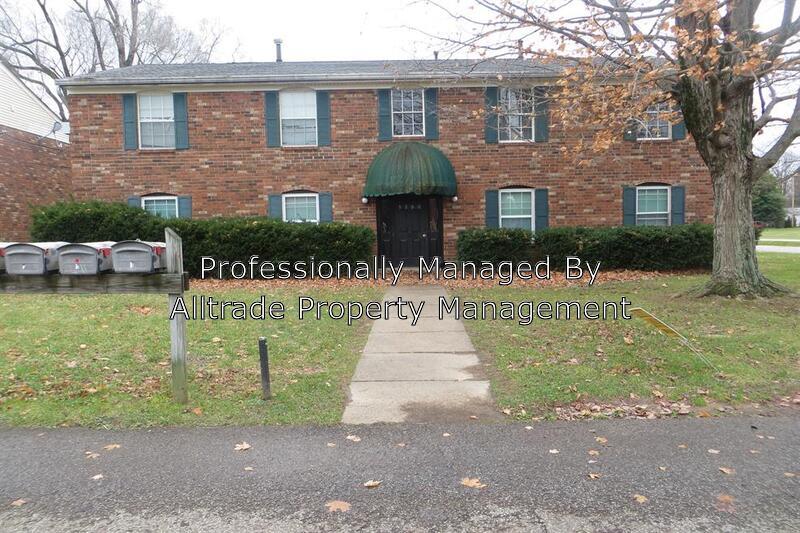 Primary Photo - 9302 Aylesbury Dr