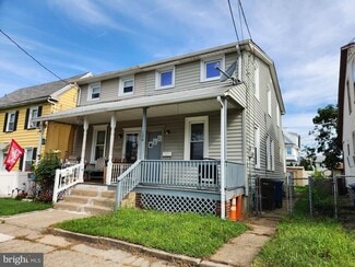 Building Photo - 126 Paine St