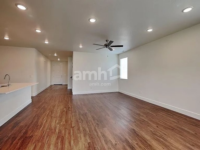 Building Photo - 9279 W Clancey Ct