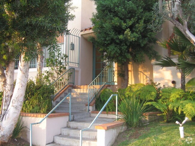Building Photo - 4230 S Centinela Ave