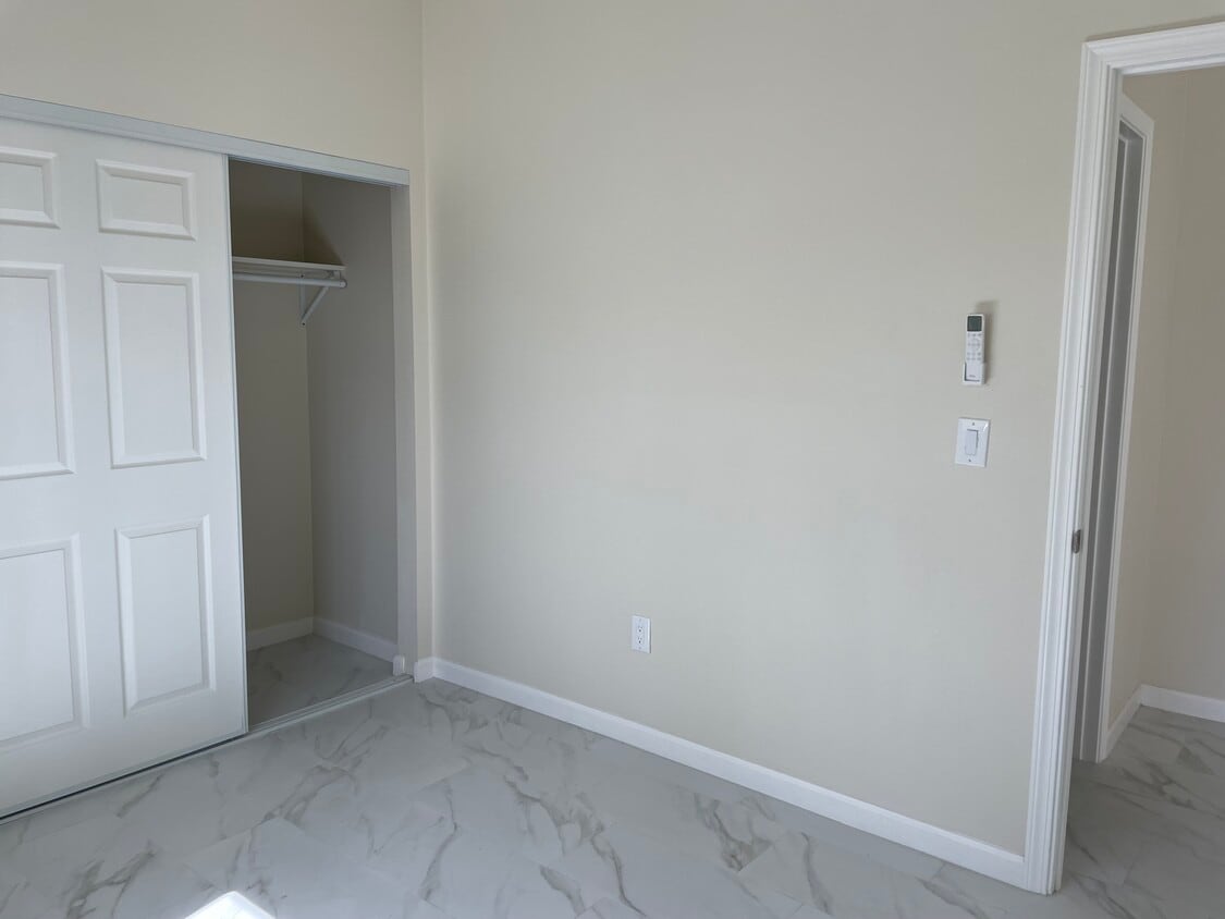 Foto del edificio - 914 N Maple St