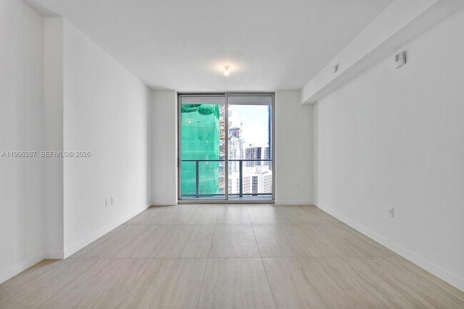 Foto del edificio - 77 SE 5th St