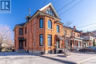 Building Photo - 107 Catharine St S