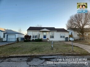 Building Photo - 2506 SW Cornell Ave