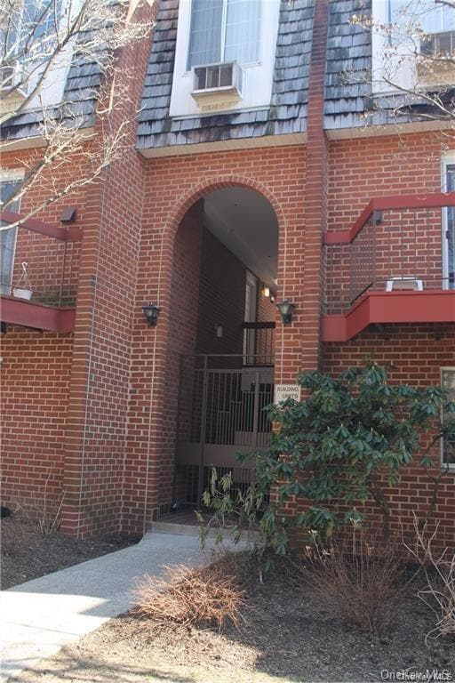 Building Photo - 55 N Broadway