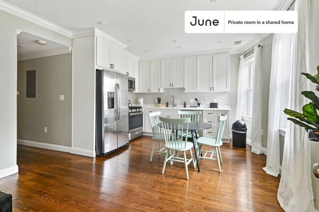 Foto del edificio - Room in Shared 4 bed/1.5 bath home in Brighton