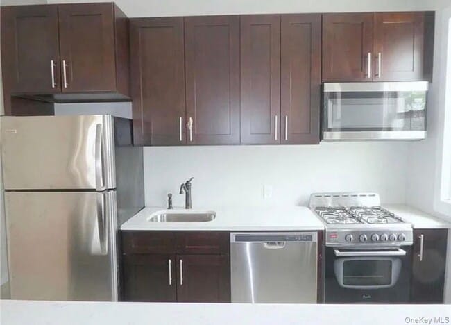 Building Photo - 210 New York Ave