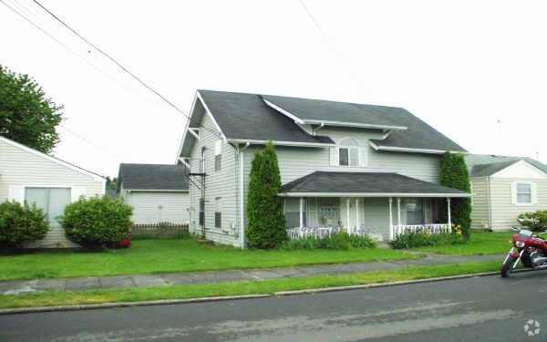 Foto del edificio - 228 Pelly Ave N