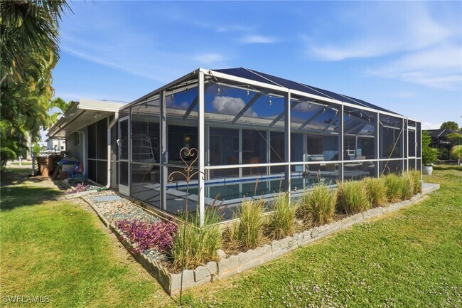 Foto del edificio - 2211 Bayview Rd