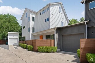 Building Photo - 2500 Southland Dr