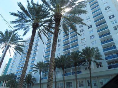 Foto del edificio - 6770 Indian Creek Dr