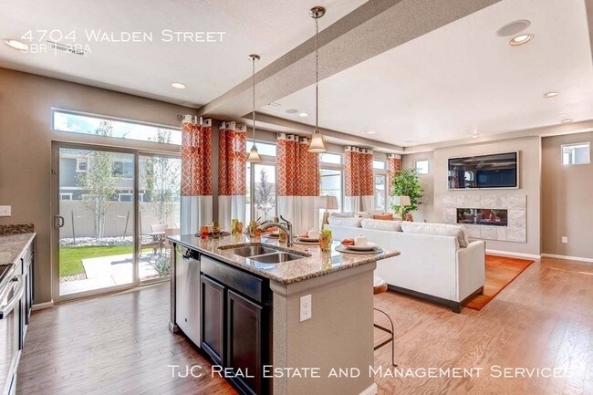 Building Photo - Green Valley Ranch MODEL Home for Rent!