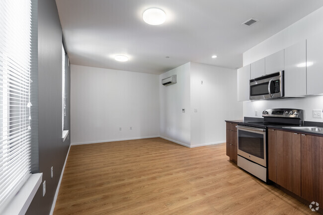 1BR, 1BA - 528 SF - Urban Living, Elevated Comfort