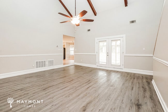 Building Photo - 316 Helmsley Dr