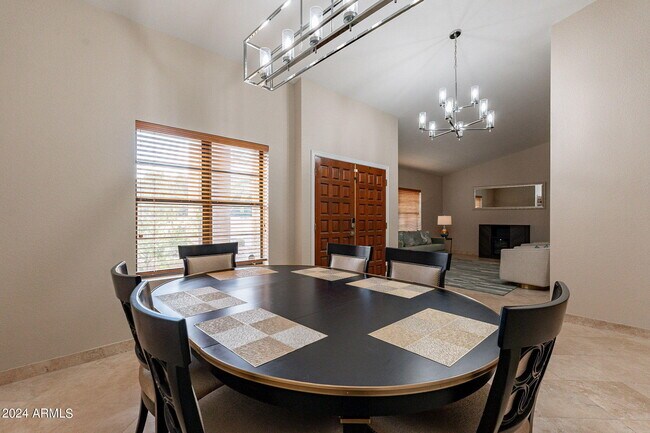 Building Photo - 9910 E Sutton Dr