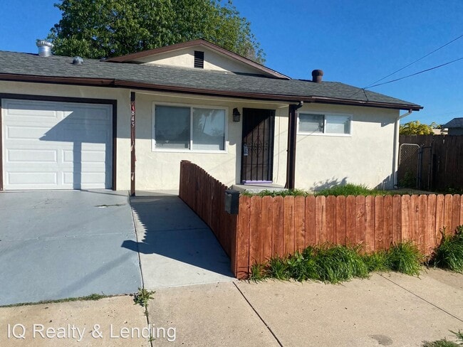 Building Photo - 4 br, 2 bath House - 845 Grape Street