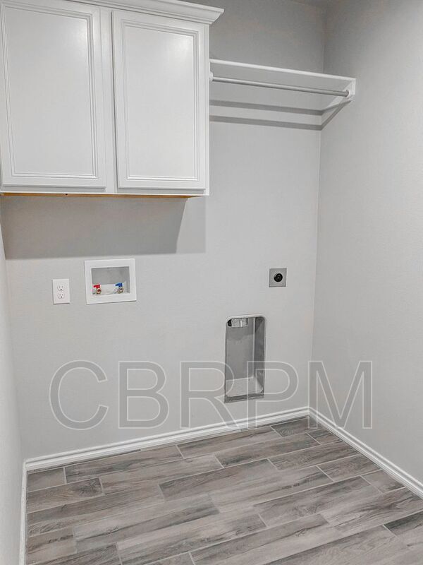 Building Photo - 14109 Avenue W