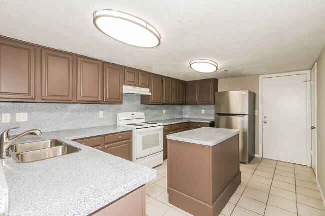 Building Photo - 9310 Westacre Pl