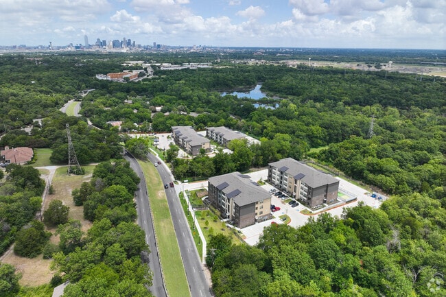 Context - Skyline at Cedar Crest