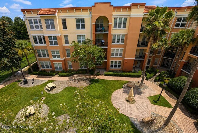 Foto del edificio - 10435 Mid Town Pkwy