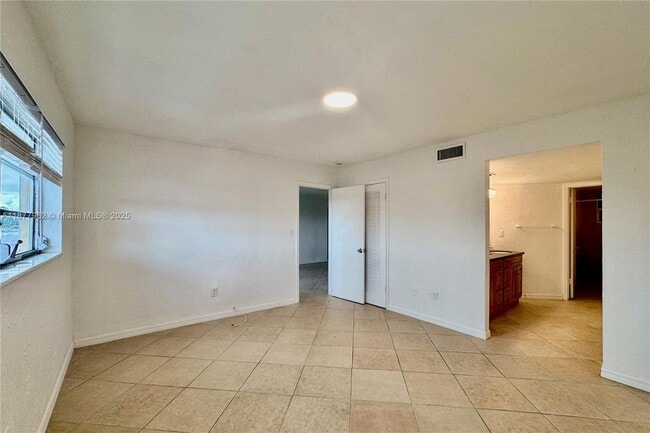 Building Photo - 7410 SW 82nd St