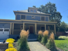 Building Photo - 4100 Alhambra Way