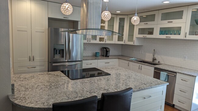 Foto del edificio - 2023 Sterling Ave
