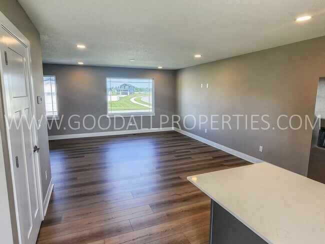 Foto del edificio - Brand New Construction 3 Bedroom Home in W...