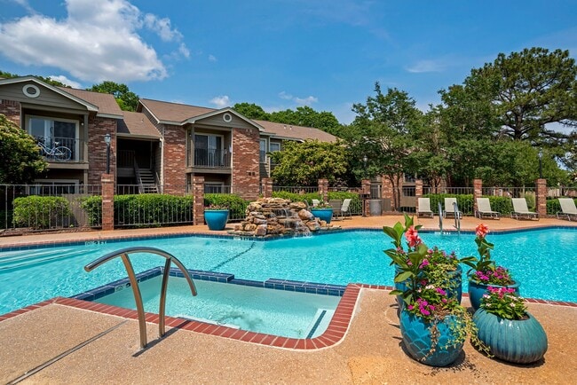 Building Photo - Pear Orchard Apartments
