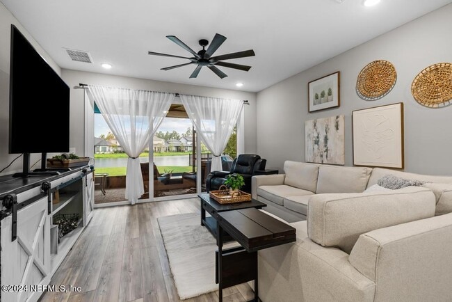 Building Photo - 11232 Bright Path Ct