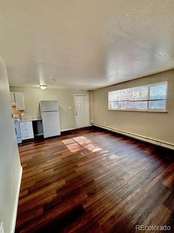 Foto del edificio - 7121 Utica St