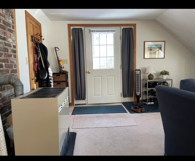Front door - 215 Taylor St