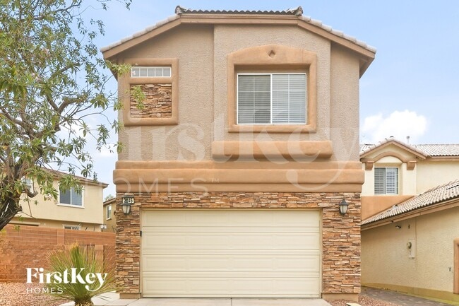 Building Photo - 2045 Houdini St