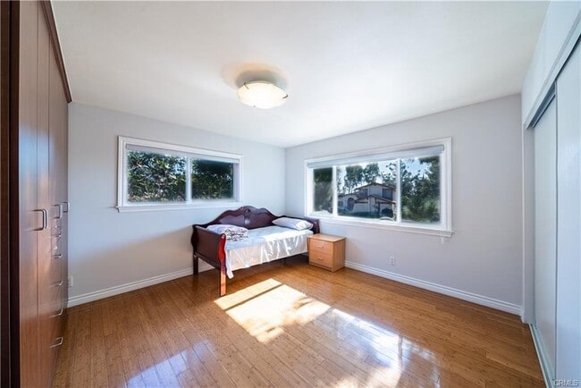 Building Photo - 1951 Alpha St