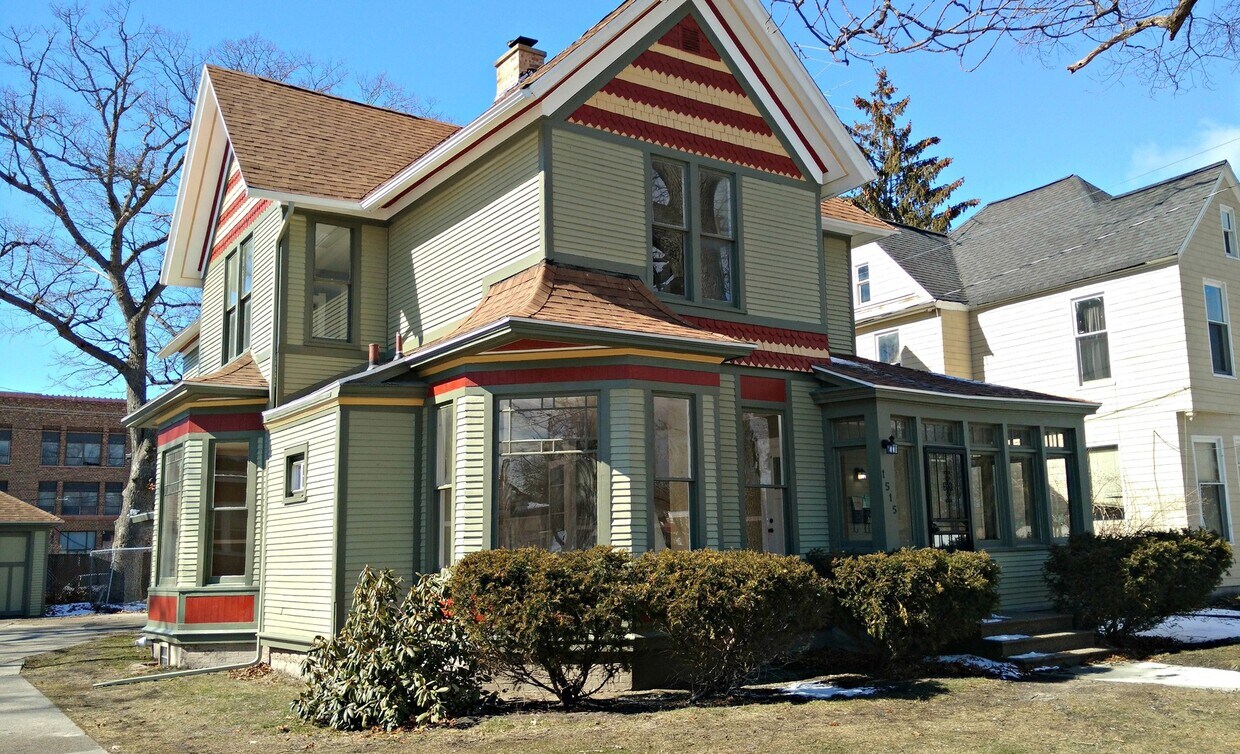 Primary Photo - 1515 Peck St