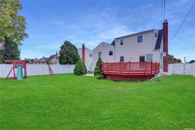 Building Photo - 42 Garnet Ln