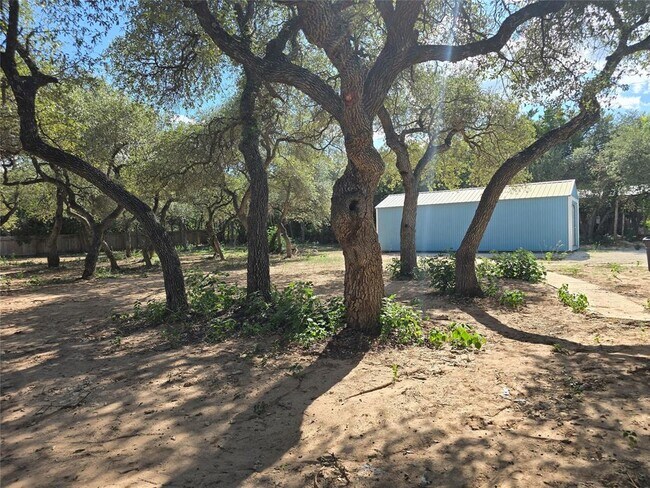 Building Photo - 1304 Eagles Way