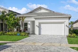 Building Photo - 10444 Northbrook Cir
