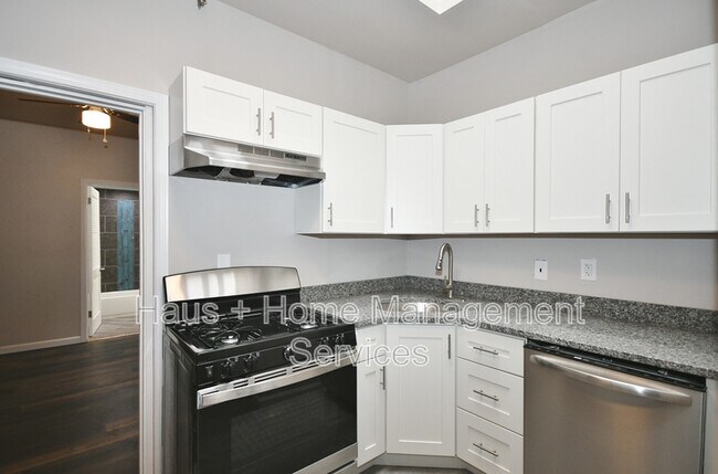 Foto del edificio - 933 4th Ave