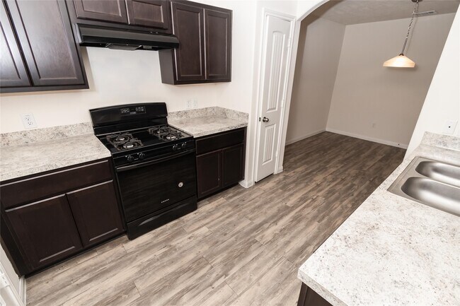 Foto del edificio - 13151 Withee Path Ln