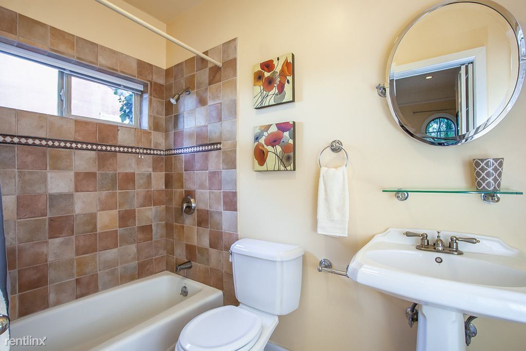 Foto del edificio - 1 br, 1 bath Apartment - 2 ardmore rd