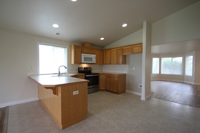 Cocina - 9624 Spencer Ct