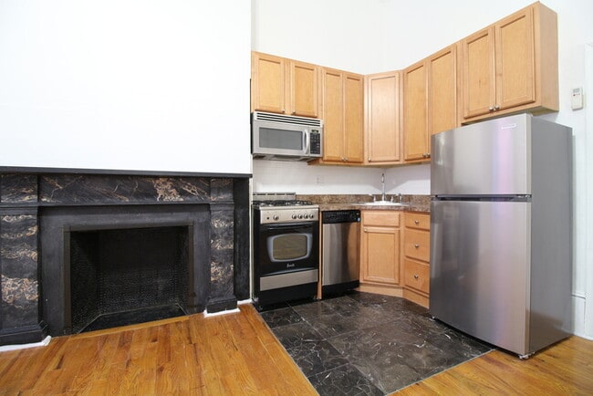 Building Photo - 1429 Spruce St
