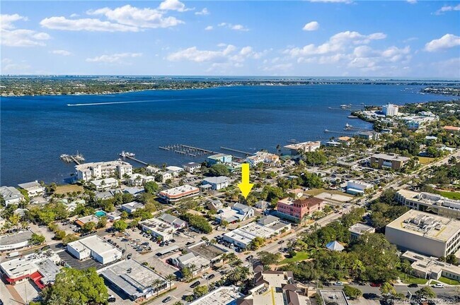 Foto del edificio - 310 SE Denver Ave