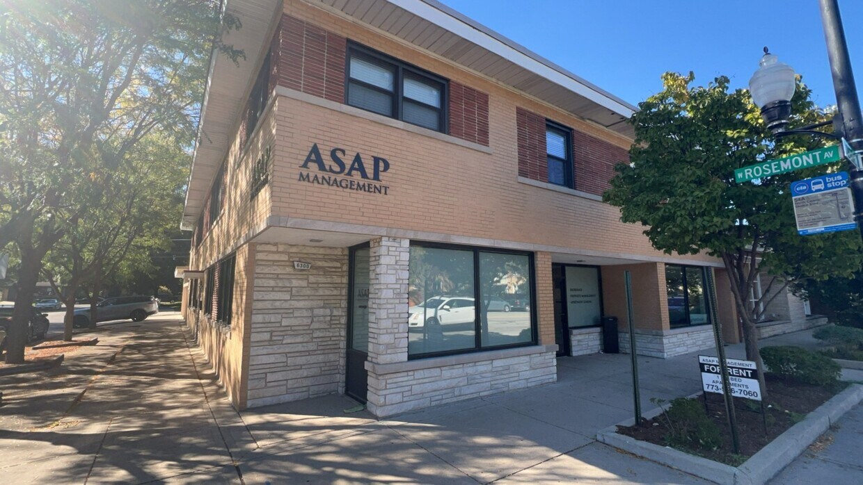 Primary Photo - 6304 N Cicero Ave