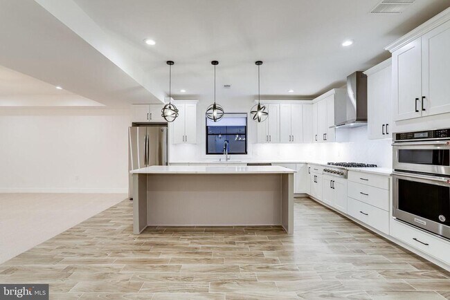 Foto del edificio - 6605 25th St N