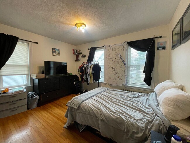 Foto del edificio - Amazing 4 bed and 2 bath in Brighton.....