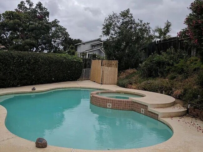 Building Photo - Rare Calavera Hills Find: 3BR, Private Pool, Quiet Street
