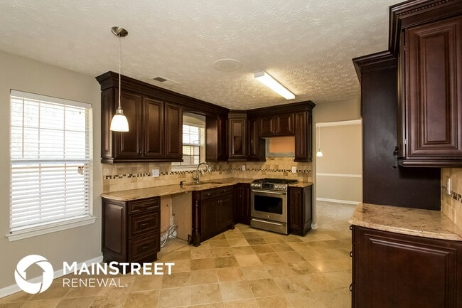 Building Photo - 6650 Etterlee Dr